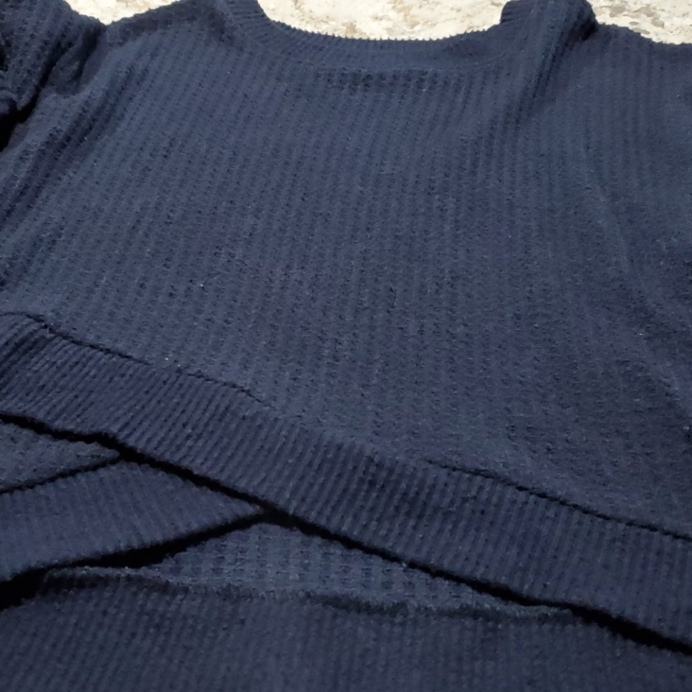 Hollister sweater